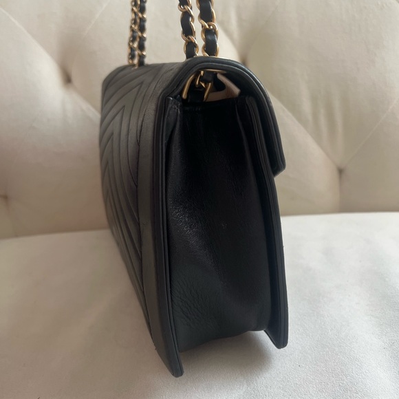 Chanel Chevron Envelope Flap Bag - Picture 3 of 8